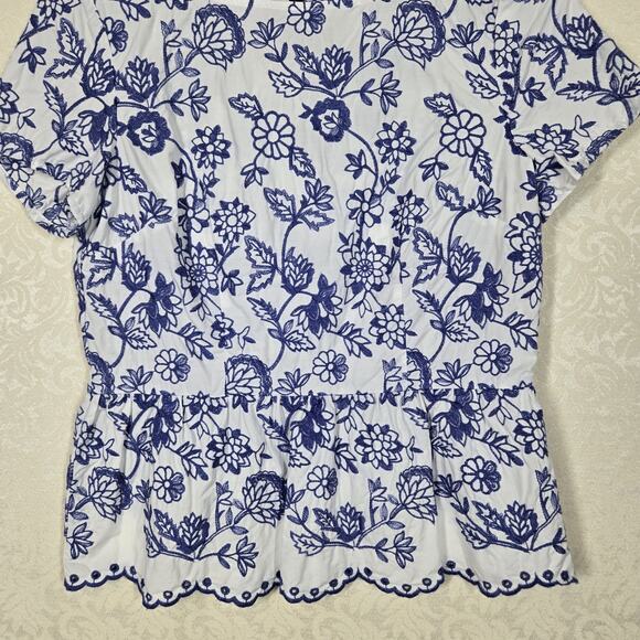 Talbots Top sz 6 Blue White Floral Embroidered 100% Cotton Scalloped Peplum Hem - Picture 4 of 14